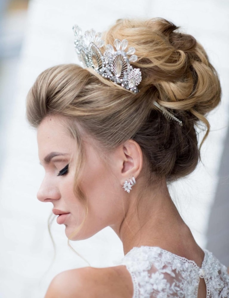 Woman with bridal hairstyle